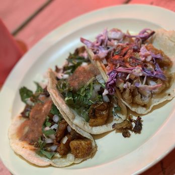 Pinches Tacos signature dishes Pinche Combination Plate
Gringo Taco
Asada Taco